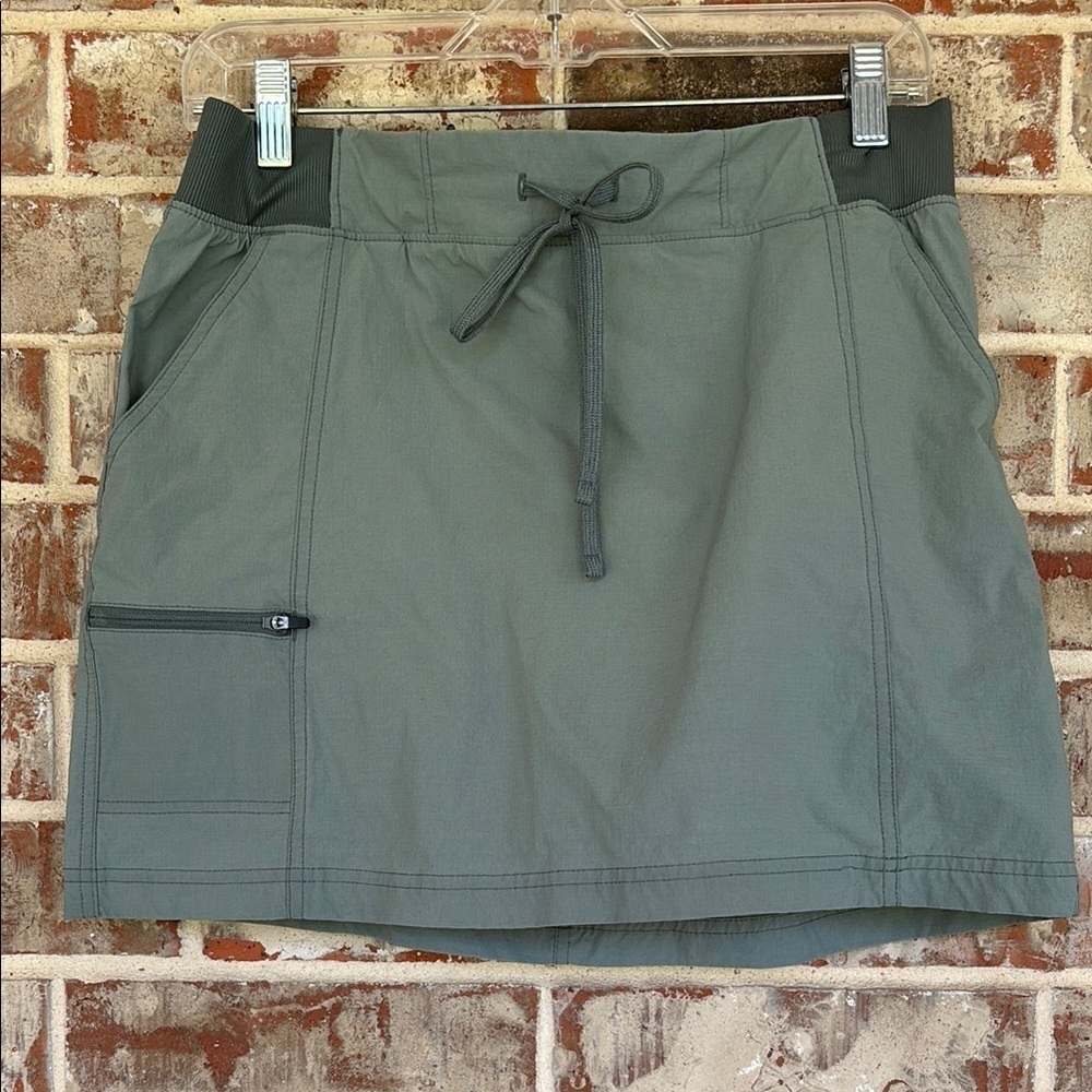 Eddie Bauer Women's Olive Green Skort